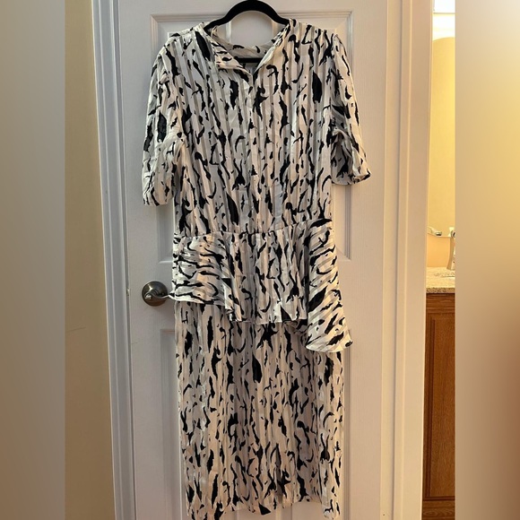 Vintage 80s graphic print dress - Picture 2 of 5